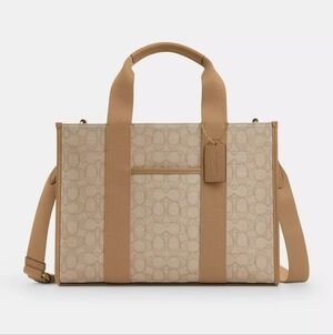 Coach  Smith  Signature Tote Bag
